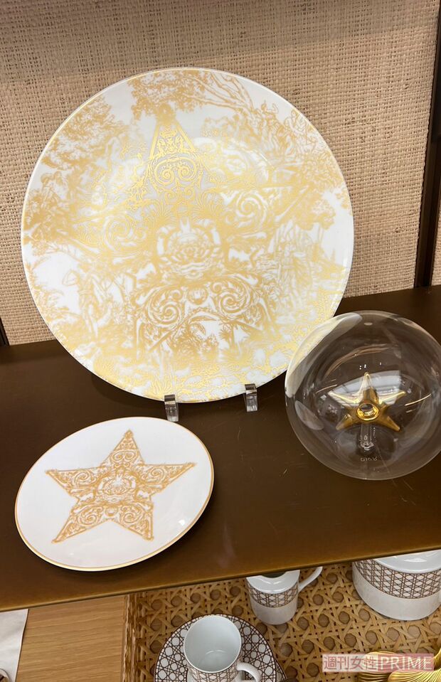 Aさんが小林豊に贈った8万円するDiorの皿