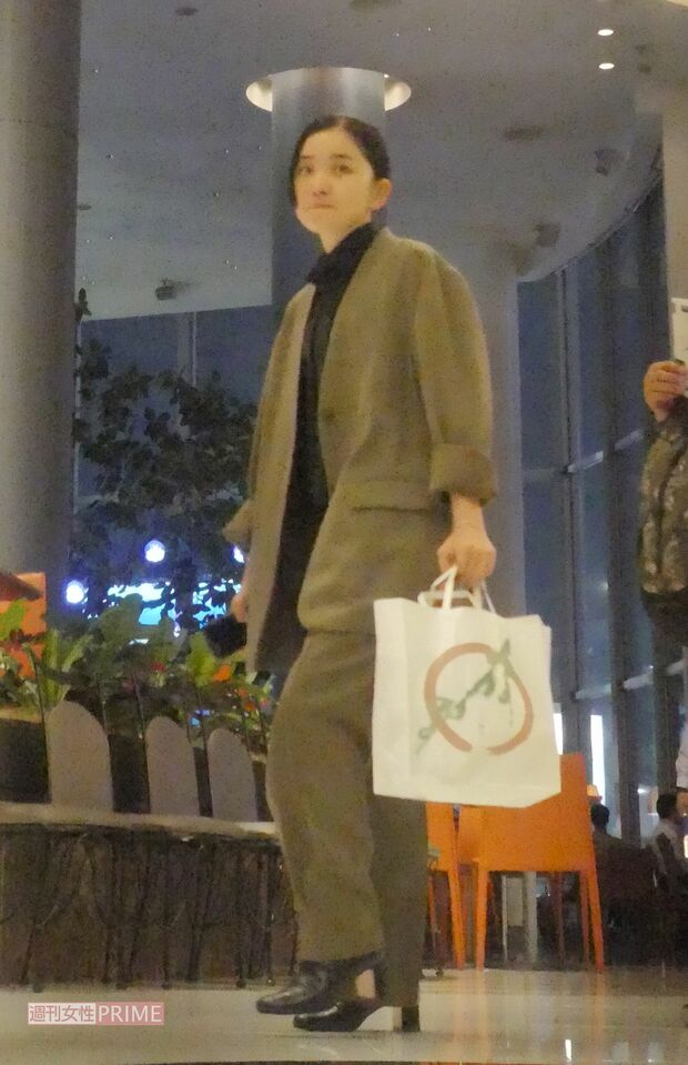 '19年8月、朝ドラ『なつぞら』の打ち上げに参加した福地桃子