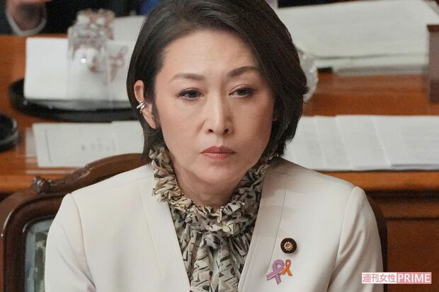 三原じゅん子氏