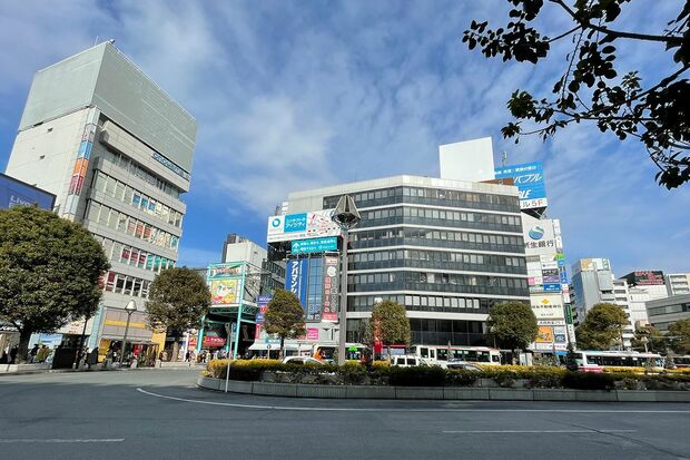 撮影はJR吉祥寺駅で行われる予定だったが……
