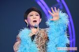 美川憲一が76歳を目前に語った宿命の背負い方、2人の母親の存在…