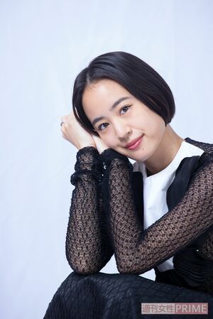 石橋静河　撮影／吉岡竜紀