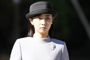 ペルーから帰国後、報告のため昭和天皇陵と香淳皇后陵をご参拝(11月14日)