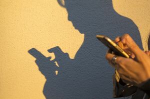 地方ではコロナに関するデマや噂が回りやすいという（写真はイメージ）