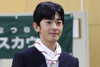 菅田将暉が着る服はどうしてこんなに売れるのか、ついには“サッカー