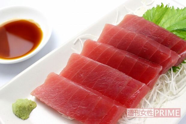 ＋マグロ　血行を促進する効果が倍増「魚に含まれる良質な油（DHAやEPA）が、納豆が持つ血行促進効果を高めます。マグロを小さく切って納豆と混ぜれば完成です」 食べるだけで疲れが吹き飛ぶ