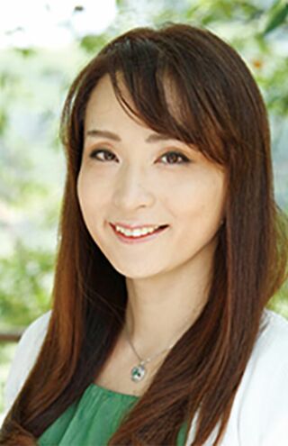 暁玲華さん●古神道研究家、スピリチュアリスト。風水、神社研究の傍ら、神社本庁神職資格を取得。パワースポットの第一人者。著書に『神さまとつながる開運の作法』（三笠書房）など