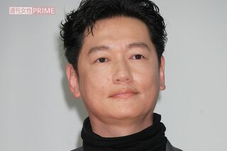 【目撃撮】井浦新とは仲が悪い? “元夫婦役”経験も近づかない、話さない、意に…