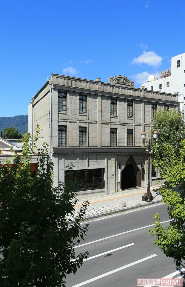 現在の飯島商店の外観