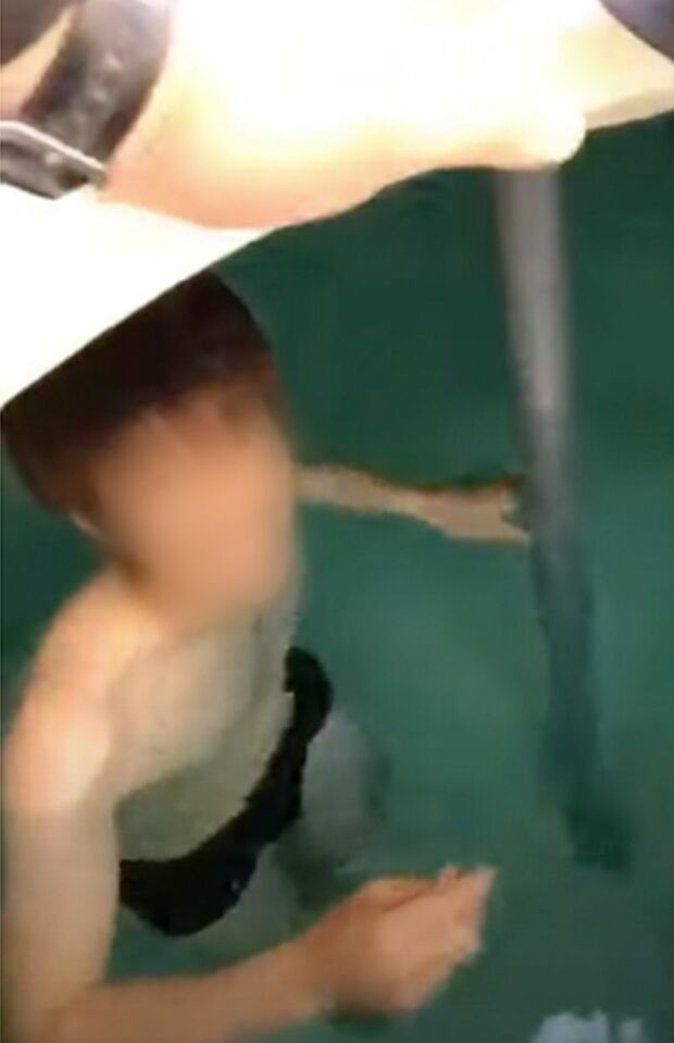 2019年6月、飲み水を貯めておく“マンションの受水槽”で男性が泳ぐ動画