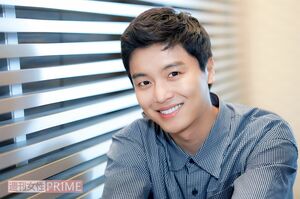 ヨン・ウジン　撮影／佐藤靖彦　※アザーカットは写真ページにあります