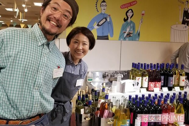 マルサン葡萄酒の若尾さんと。研修後も度々師匠に相談している