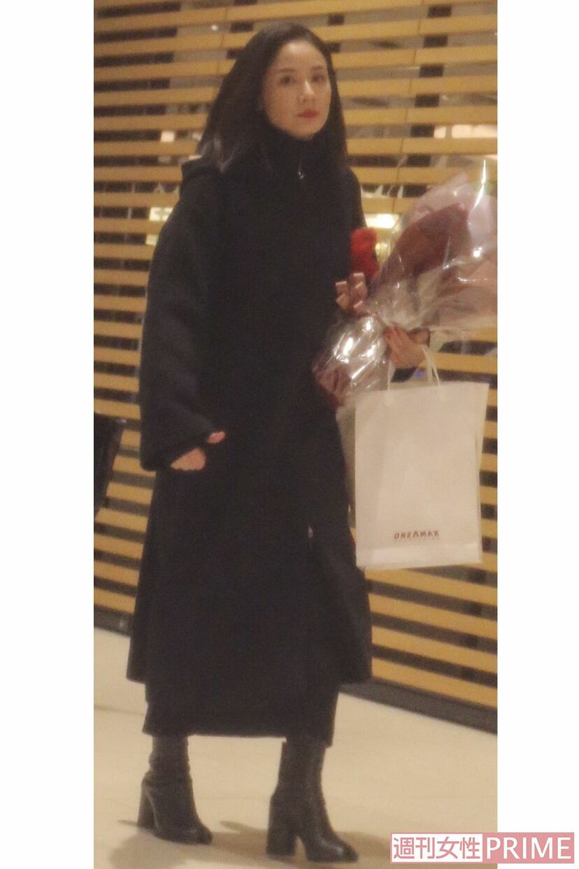 画像 写真 吉田羊 友達以上の関係 春風亭昇太の結婚発表に 複雑な胸中 ニュース概要 週刊女性prime