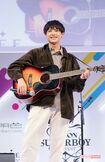 『第33回ジュノン・スーパーボーイコンテスト』('20年11月22日)の1次審査(特技披露)ではDISH//の『猫』を弾き語り 撮影/北村史成