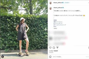4児の母親ということを考えると、確かに“美魔女”なhitomi（本人インスタグラムより）