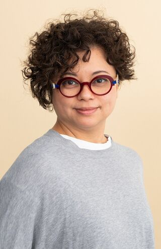 猫沢エミさん●ねこざわ・えみ　ミュージシャン、文筆家。2002年から2007年までパリに住んだのち帰国。その後、フランス文化に特化したフリーペーパー『BONZOURJAPON』の編集長を10年間務める。超実践型フランス語教室『にゃんフラ』主宰。