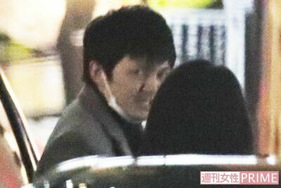 二次会に参加した林遣都。米倉とチームを組む弁護士役を演じた