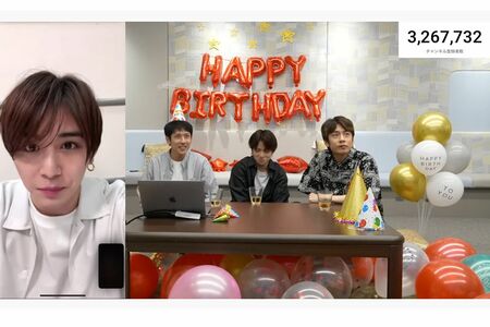 電話出演した山田涼介、配信中の二宮和也、中丸雄一、菊池風磨（『ジャにのチャンネル』より）