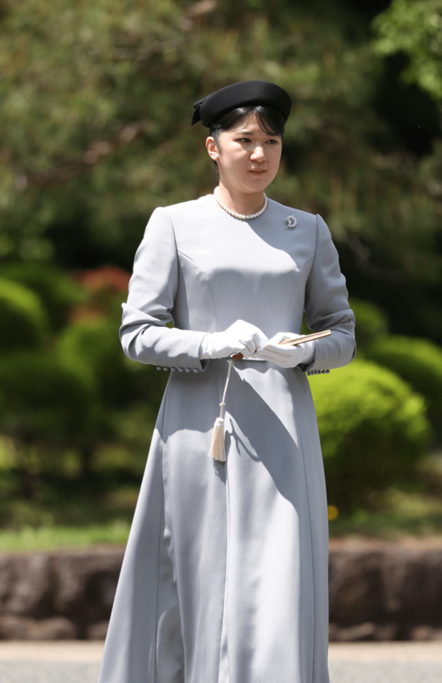 4月25日、武蔵野陵および武蔵野東陵を参拝された愛子さま