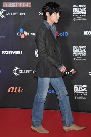 V　撮影／渡邉智裕