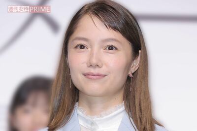 宮﨑あおい、大泉洋主演ドラマ『ちょっとだけエスパー』撮影を目撃撮、気になる夫・岡田准一との4子の育児…