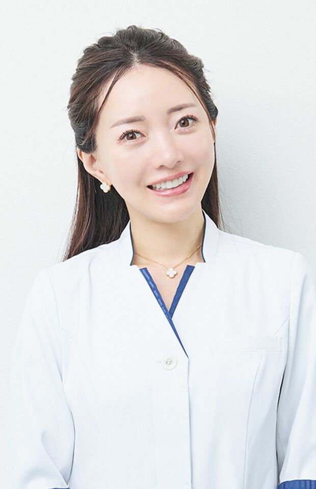 松田リエ先生●看護師・保健師・食べやせ専門家・ダイエット講師。2児のママ。看護師としてがん患者のケアを担当後、保健師として成人の健康教育や保健指導を行う。テレビ出演など活躍の場を広げている。SNS総フォロワー数70万人。