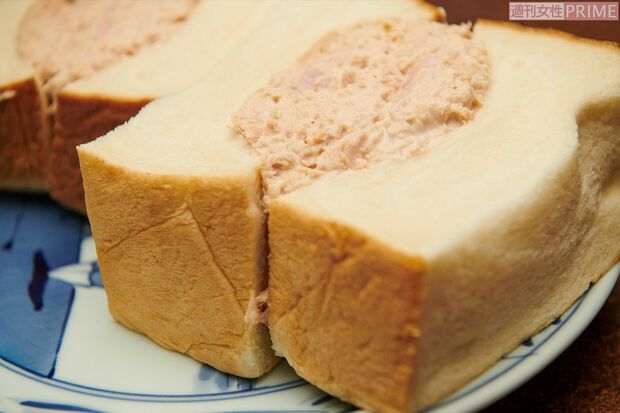 ツナサンド　このボリュームで500円　撮影／山田智絵