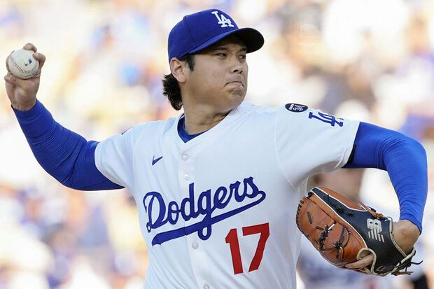 2025年8月28日にドジャースに移籍後初となる、2年ぶりの勝利投手とな大谷翔平/共同通信