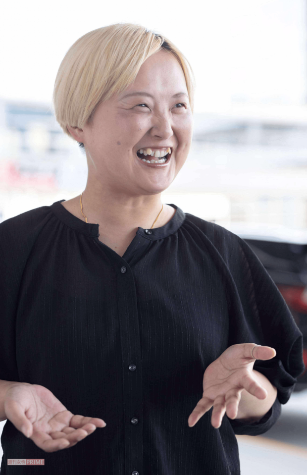 歯切れのいい高知弁で、自身の半生を語るしのぶさん。今は自身が理想とするデイサービスを追い求めている(撮影/齋藤周造)