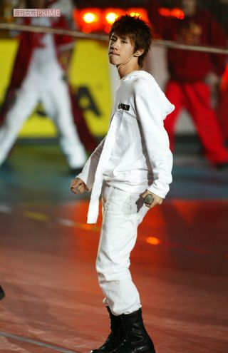 画像・写真】森進一が長男Taka・三男Hiroと共演も、存在消された