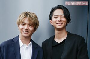 澤本夏輝（右）佐藤大樹（左）　撮影／森田晃博