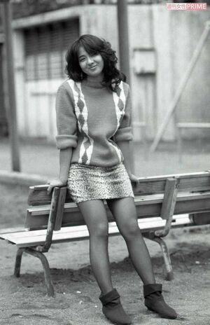 若かりしころの美保純。童顔ながらセクシーさを併せ持ち、世の男性を虜にした