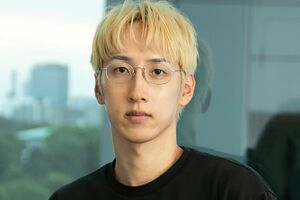 朝井リョウさん　　写真提供／日経BP