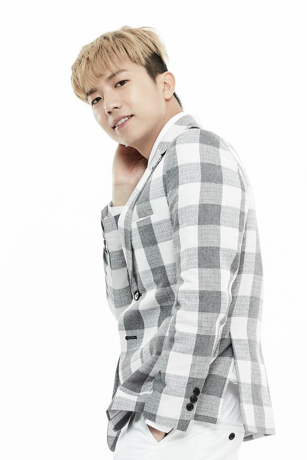 WOOYOUNG　ウヨン 1989／4／30　おうし座　B型