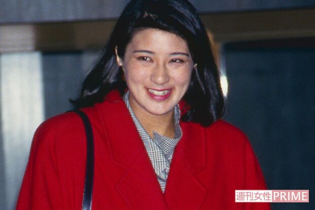 雅子さまが婚約内定後にお出かけされる際は、ファッションに注目が集まった。平成5（1993）年3月