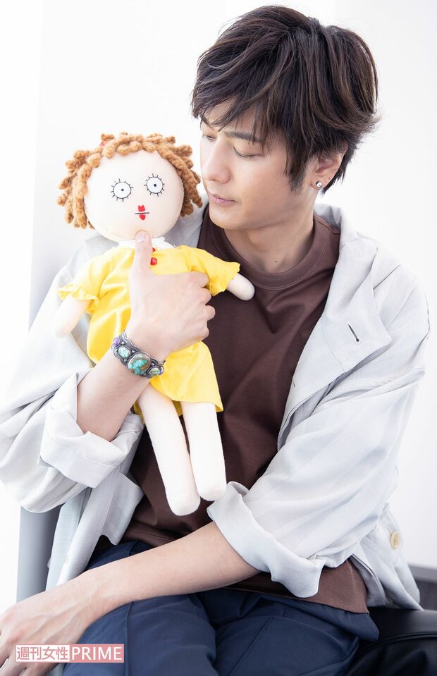 速水もこみち（36）人形の“みちゅこ”とドラマ+『結婚できないにはワケがある。』朝日放送（関西）毎週日曜夜11時55分～、テレビ神奈川毎週火曜夜11時～　撮影／齋藤周造