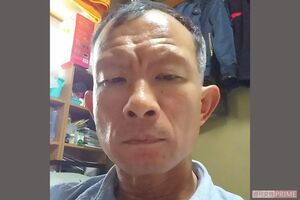 SNSのプロフィールの自撮り写真。アップした日付は2年ほど前。友人や家族と写っている写真はなかった