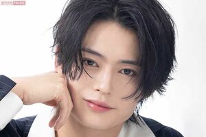 冬野心央　撮影／吉岡竜紀