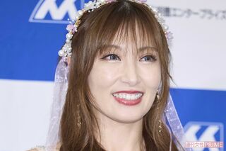 熊田曜子「下品できつい」ポールダンス世界大会で披露した肉体美に賛否、批判一辺…