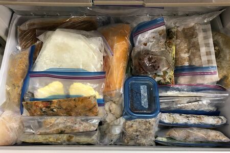 忙しい日々を送るため、作った介護食は冷凍保存している