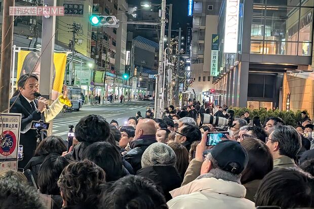 東京・三軒茶屋駅前で応援演説を行う国民民主党の榛葉賀津也幹事長　撮影／編集部
