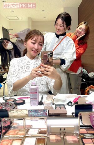 花粉症はつらいけど、楽しくお仕事させていただいてます 撮影/加藤綾菜