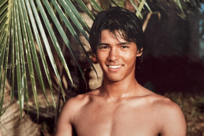 大学生からモデルを始めたころの阿部。笑顔が輝いている