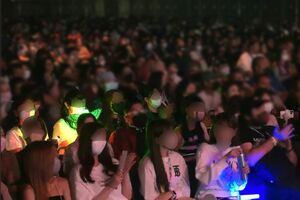 『Anime Expo』会場で“前列”に座っていたとされる、女性たちの様子がネット上に拡散された