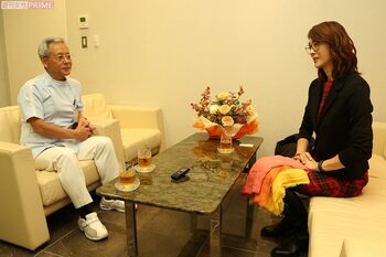 （写真左から）西川吉伸院長、益子直美