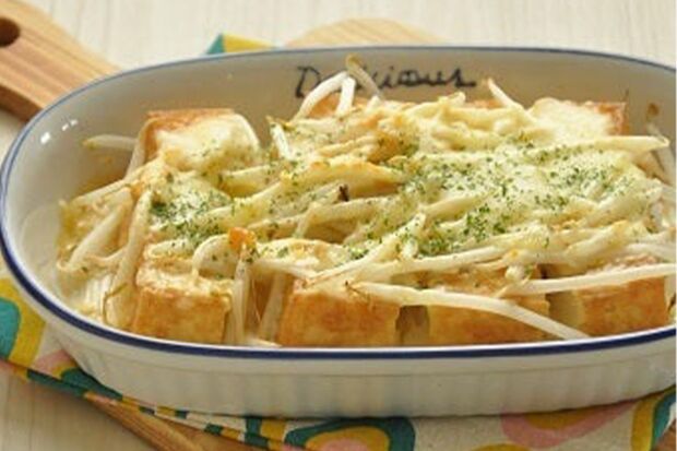 もやしと厚揚げのチーズ焼き