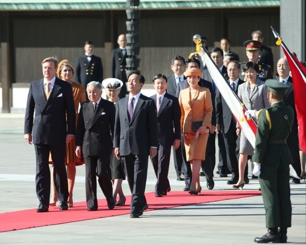 雅子さま 黒柳徹子ら出席のお茶会で 勝負服 を着用された理由 週刊女性prime