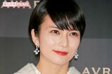 '16年11月29日「BVLGARI AVRORA AWARDS」授賞式ゴールデンカーペットに出席する柴咲コウ
