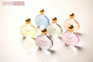 黒木瞳が出演する映画『魔女の香水』に登場する香水が商品化