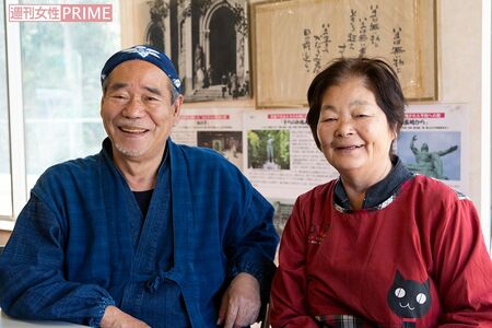 濱田夫妻。「恋愛ではなく、詩に惚れたんですよ」と幸子さん